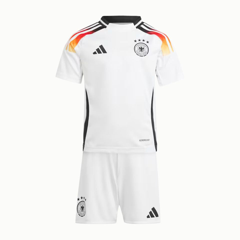 Þýskaland Heima 24-26 Barnasett
