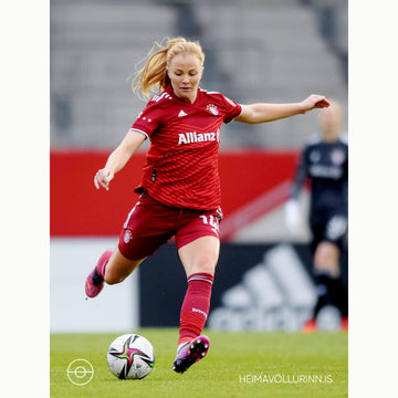 Plakat Glódís Perla Viggósdóttir Bayern Munich