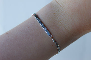 ALDREI GEFAST UPP Armband – Allar gerðir